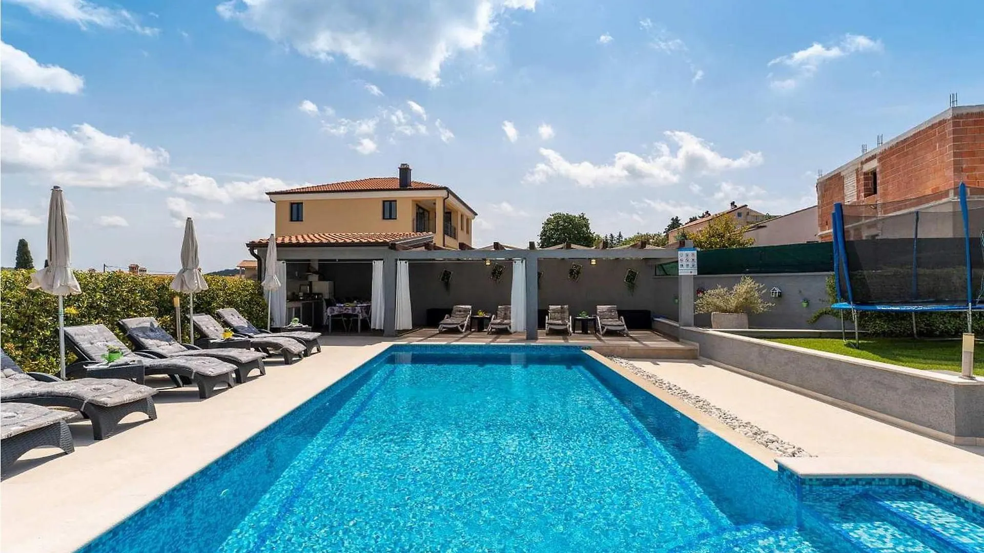 Villa Vittorio Rovinj 0*,