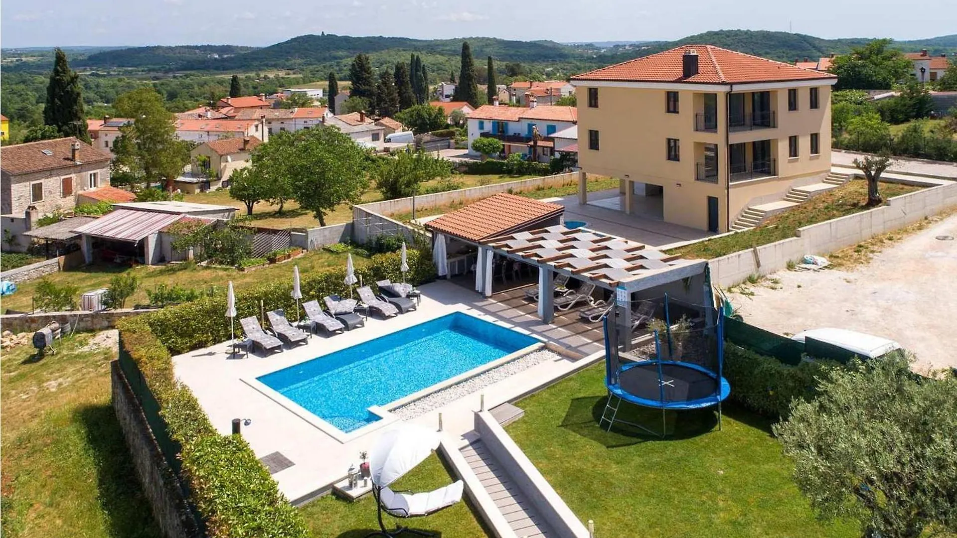 Villa Vittorio Rovinj 0*,  Croatia